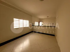Casa com 3 Quartos à venda, 190m² no Santa Rosa, Uberlândia - Foto 18