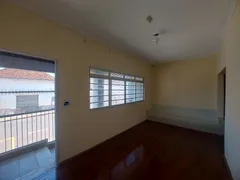 Casa com 3 Quartos para alugar, 131m² no Estação, Franca - Foto 2