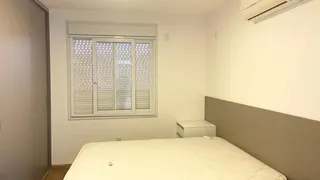 Casa de Condomínio com 3 Quartos para alugar, 210m² no Sarandi, Porto Alegre - Foto 9