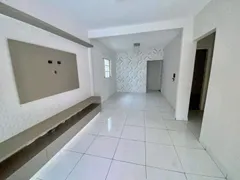 Casa com 3 Quartos à venda, 170m² no Cidade Jardim, Uberlândia - Foto 4