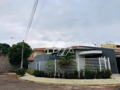 Casa com 3 Quartos à venda, 180m² no Jardim Altos da Cidade, Marília - Foto 2