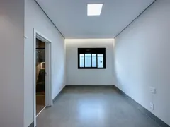 Casa de Condomínio com 3 Quartos à venda, 214m² no Morada da Colina, Uberlândia - Foto 16