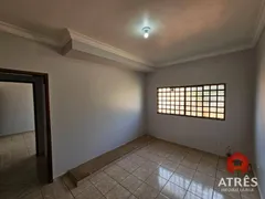 Sobrado com 5 Quartos para alugar, 220m² no Santa Genoveva, Goiânia - Foto 46