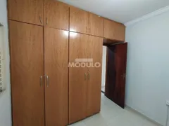 Casa com 3 Quartos à venda, 210m² no Cidade Jardim, Uberlândia - Foto 11