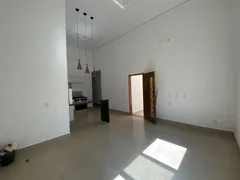 Casa com 3 Quartos à venda, 160m² no Cidade Jardim, Uberlândia - Foto 2