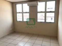 Casa com 1 Quarto para alugar, 832m² no Centro, Uberlândia - Foto 16