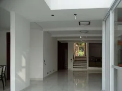 Casa com 4 Quartos para alugar, 450m² no Sumaré, São Paulo - Foto 4