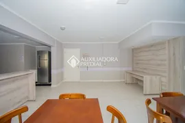 Apartamento com 3 Quartos à venda, 65m² no Partenon, Porto Alegre - Foto 3