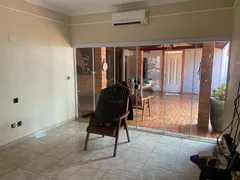 Casa com 3 Quartos à venda, 210m² no Jardim Diva Tarla de Carvalho, Ribeirão Preto - Foto 16