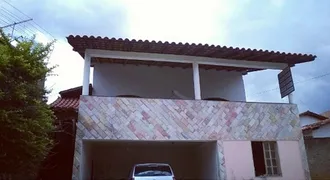 Casa com 3 Quartos à venda, 203m² no Heliópolis, Belo Horizonte - Foto 1