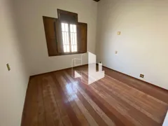 Casa com 3 Quartos para alugar, 200m² no Centro, Jaú - Foto 6