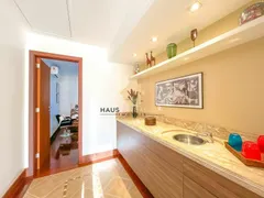 Casa com 4 Quartos à venda, 420m² no Varzea, Teresópolis - Foto 36