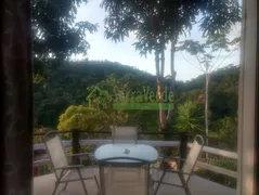 Casa com 3 Quartos para alugar, 600m² no Pedro do Rio, Petrópolis - Foto 2