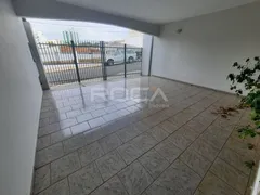 Casa com 3 Quartos para alugar, 151m² no Jardim Nova Santa Paula, São Carlos - Foto 2