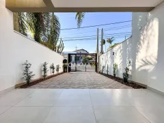 Casa com 3 Quartos à venda, 110m² no Santo Antônio, Joinville - Foto 4