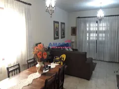 Casa com 3 Quartos à venda, 211m² no Parque Brasil, Jacareí - Foto 1