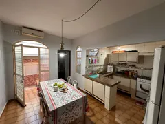 Casa com 3 Quartos à venda, 110m² no Setor Central, Goiânia - Foto 6