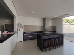 Casa com 3 Quartos à venda, 167m² no Jardim Bounganville, Araraquara - Foto 11