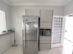 Casa com 3 Quartos à venda, 170m² no Tubalina, Uberlândia - Foto 8