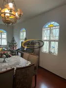 Casa com 3 Quartos à venda, 215m² no Vila Fujita, Londrina - Foto 8