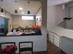 Casa com 6 Quartos à venda, 210m² no Carlos Prates, Belo Horizonte - Foto 4