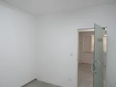 Casa com 4 Quartos para alugar, 180m² no Fátima, Teresina - Foto 10