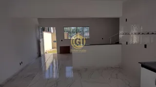 Sobrado com 2 Quartos à venda, 83m² no Vila Naly, Caçapava - Foto 2