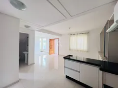 Sobrado com 4 Quartos para alugar, 157m² no Coqueiral, Cascavel - Foto 14