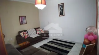 Casa com 4 Quartos à venda, 232m² no Jardim Rony, Guaratinguetá - Foto 2