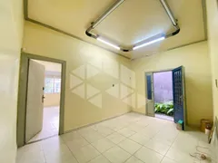 Casa com 2 Quartos para alugar, 162m² no Santa Cecília, Porto Alegre - Foto 12