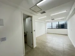 Conjunto Comercial / Sala para alugar, 28m² no Centro, Rio de Janeiro - Foto 1