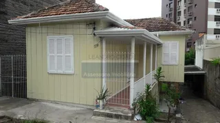 Casa com 3 Quartos à venda, 150m² no Jardim São Pedro, Porto Alegre - Foto 2