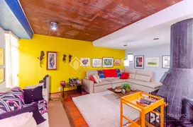 Casa com 4 Quartos à venda, 250m² no Três Figueiras, Porto Alegre - Foto 3
