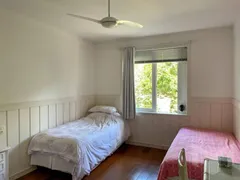 Casa de Condomínio com 4 Quartos para venda ou aluguel, 435m² no Pedro do Rio, Petrópolis - Foto 17