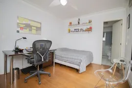 Apartamento com 3 Quartos para alugar, 247m² no Vila Suzana, São Paulo - Foto 19