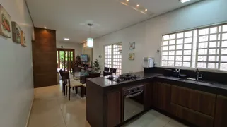Casa com 3 Quartos à venda, 200m² no Presidente Roosevelt, Uberlândia - Foto 19