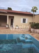 Casa com 3 Quartos à venda, 285m² no Copacabana, Uberlândia - Foto 1