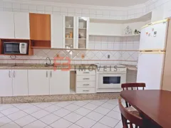 Apartamento com 3 Quartos para alugar, 90m² no Bombas, Bombinhas - Foto 8