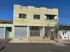 Sobrado com 5 Quartos à venda, 260m² no Custódio Pereira, Uberlândia - Foto 1