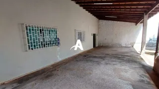 Casa com 2 Quartos à venda, 114m² no Jaraguá, Uberlândia - Foto 4