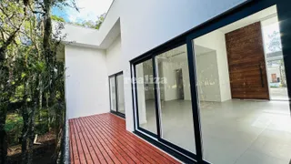 Casa com 3 Quartos à venda, 240m² no Carniel, Gramado - Foto 22