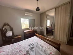 Casa com 3 Quartos à venda, 160m² no Jardim Brasília, Uberlândia - Foto 9