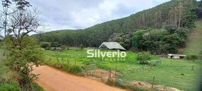 Fazenda / Sítio / Chácara com 4 Quartos à venda, 240m² no Itapeva, Paraibuna - Foto 15