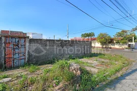Terreno / Lote / Condomínio à venda, 240m² no Balneario Josedy , Peruíbe - Foto 4