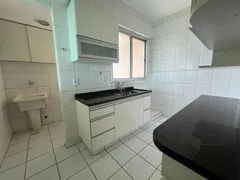 Apartamento com 3 Quartos para alugar, 74m² no Alto da Glória, Goiânia - Foto 8