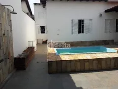 Casa com 3 Quartos à venda, 200m² no Custódio Pereira, Uberlândia - Foto 12