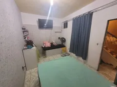 Casa com 4 Quartos à venda, 220m² no Carmari, Nova Iguaçu - Foto 40