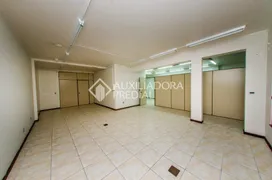 Prédio Inteiro à venda, 901m² no Floresta, Porto Alegre - Foto 17