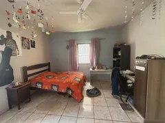 Sobrado com 4 Quartos para alugar, 280m² no Santa Mônica, Uberlândia - Foto 12