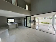 Casa com 4 Quartos à venda, 286m² no Parqville Pinheiros, Aparecida de Goiânia - Foto 2